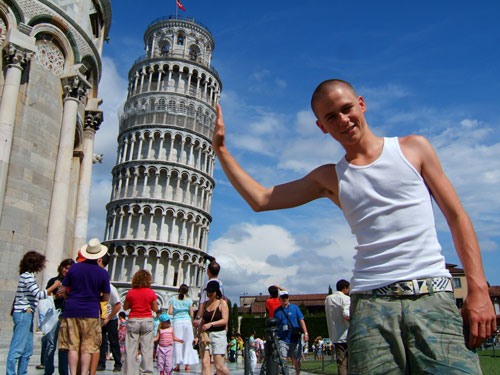 Leaning Tower of Pisa - perspective trick