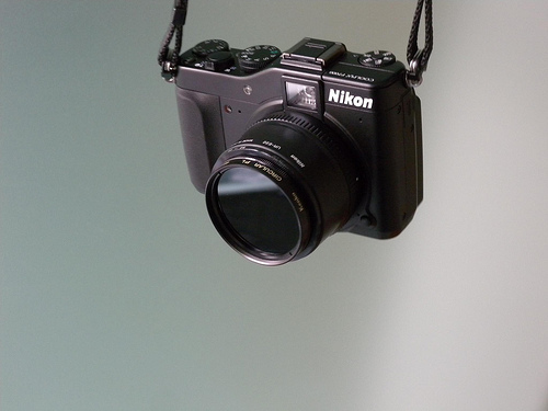 Nikon COOLPIX P7000 + CIRCULAR PL filter