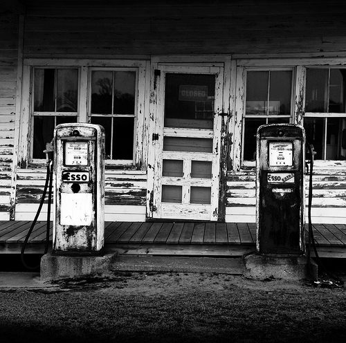 Esso Black & White