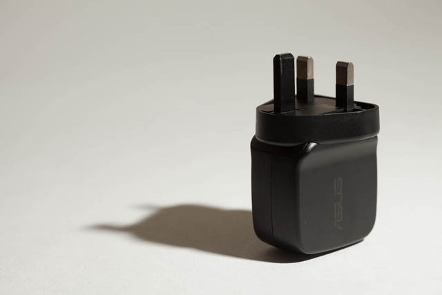 Photo of a plug taken with flash that had a diffusion gel placed right against the flash head. Lighting is harsh.