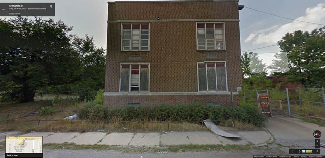 Using Google Streetview to get a view of a derelict building from the road