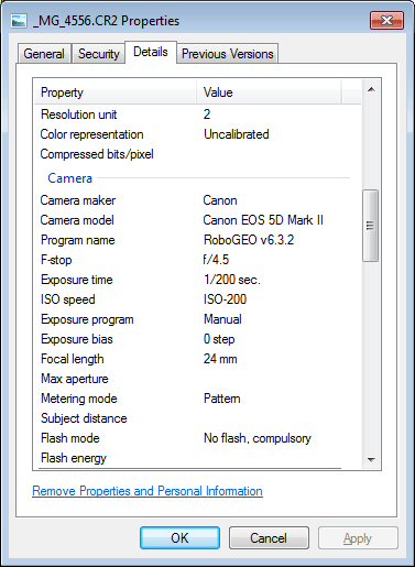 File properties window in Windows showing EXIF data for a photo