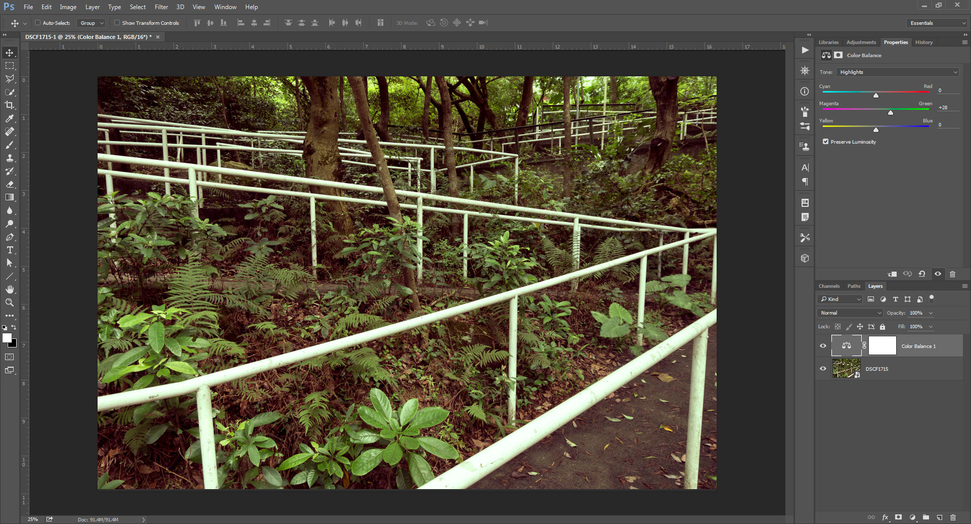 How to Split an Image in Adobe Photoshop 